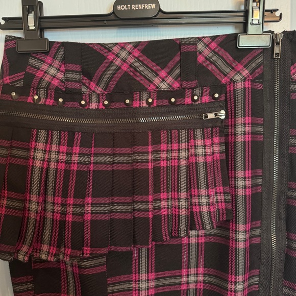VTG Lip Service Plaid Skirt Sz M (?) Mall Goth Scene Emo Punk Pleated Grommet - Picture 3 of 16